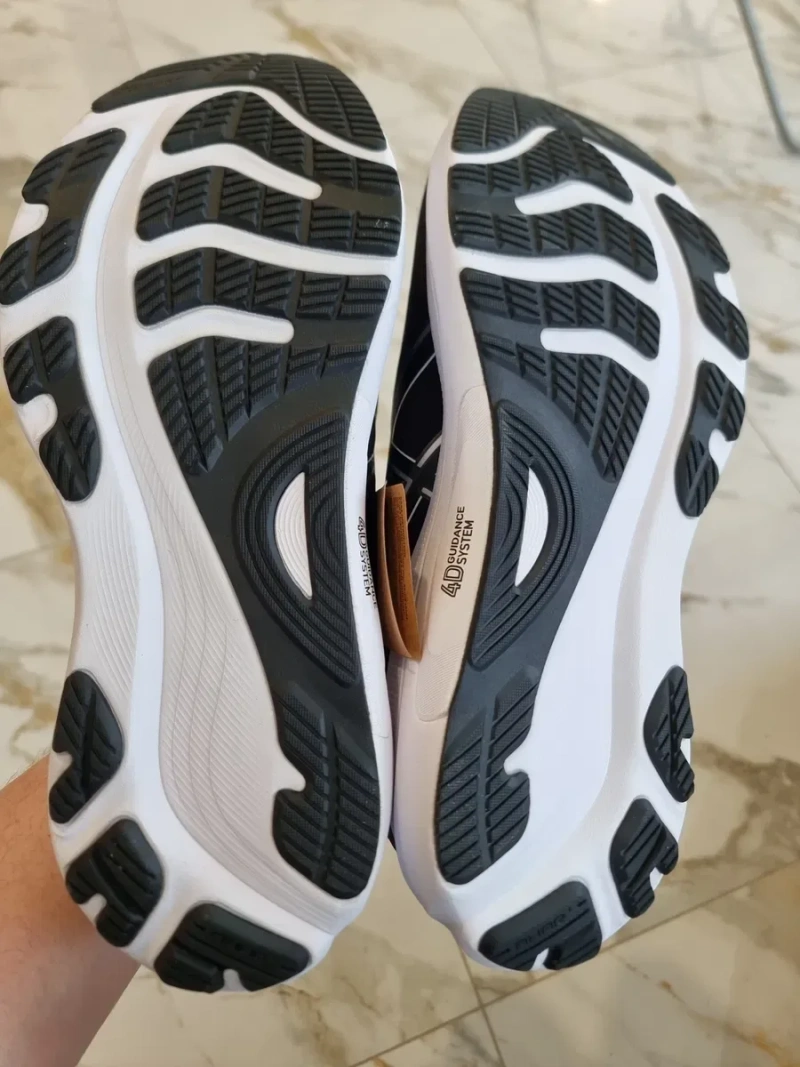 Оригінал 100% чоловічі кросівки asics gel kayano 32  euro 45 — фото 5