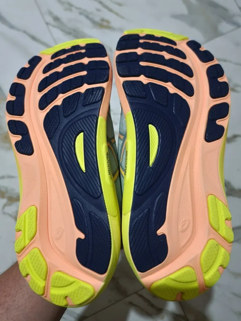 Оригінал 100% чоловічі кросівки Asics Kayano 31   EUR 42.5 — фото 6