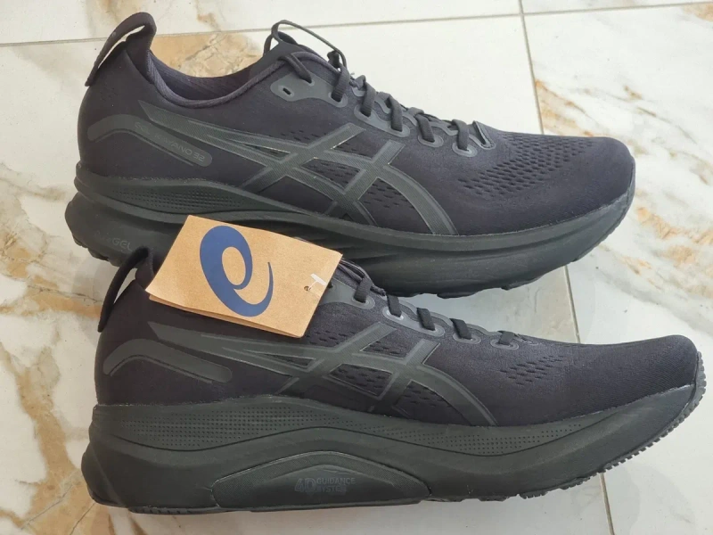 Оригінал 100% чоловічі кросівки asics kayano 32   eur 48 — фото 3