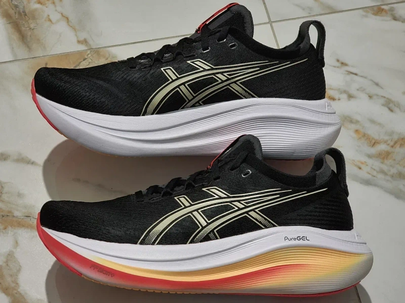 Оригінал 100% чоловічі кросівки asics nimbus 27   eur 42.5 — фото 2