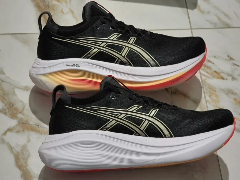 Оригінал 100% чоловічі кросівки asics nimbus 27   eur 42.5 — фото 3