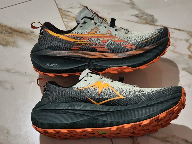Оригінал 100% Чоловічі кросівки Asics Trabuco Max 4   EUR 46 — фото 3