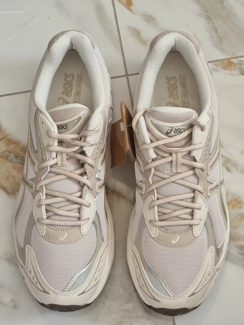 Оригінал 100% кросівки asics gt-2160  eur 46 — фото 4
