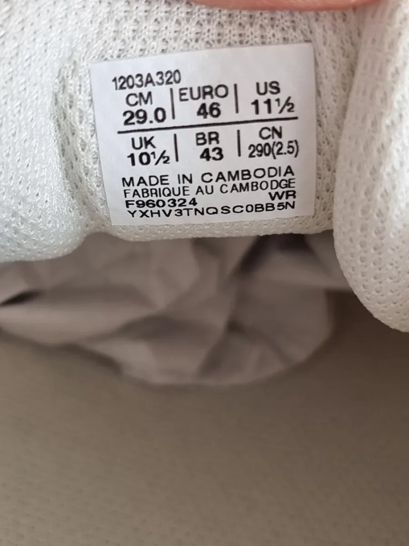 Оригінал 100% кросівки asics gt-2160  eur 46 — фото 7