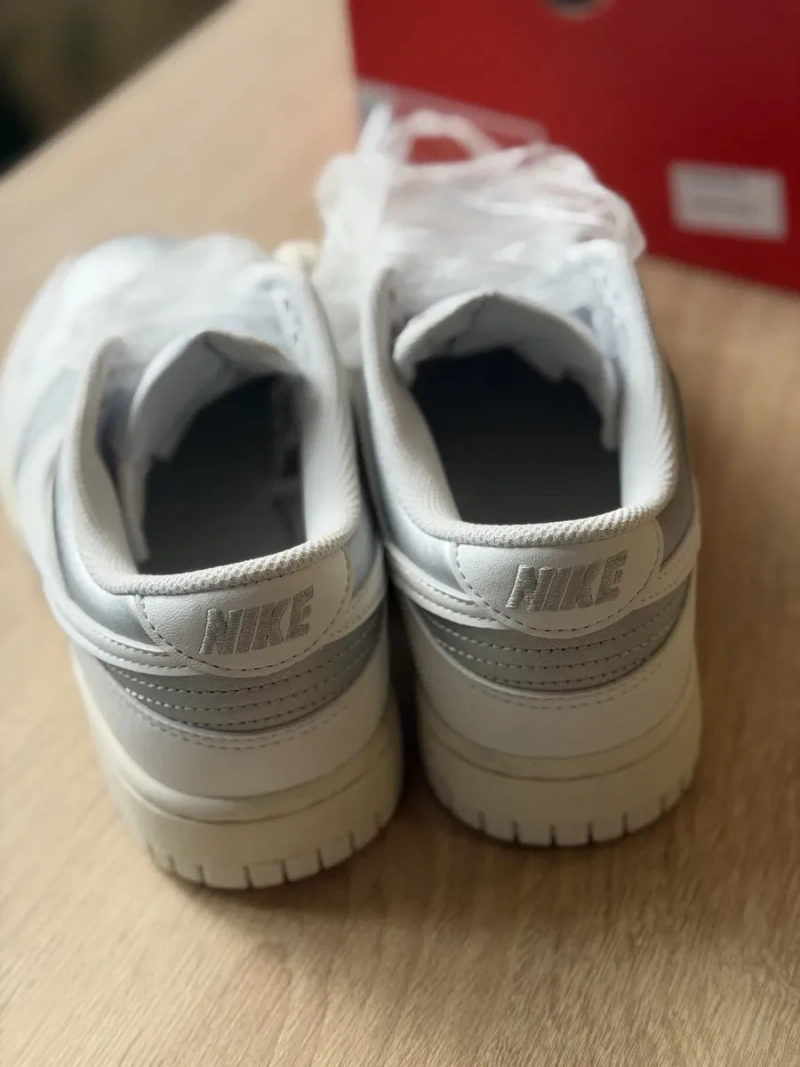 Оригінал 100% жіночі кросівки nike dunk low next nature 37.5,38,39,40,40.5 — фото 4