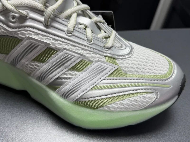 Оригінал   Adidas Lightblaze Glow Sportswear JP6328/ 23,5см/24см/24,5см/ — фото 4