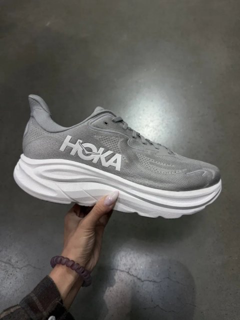 Оригінал бігові кросівки Hoka Clifton 10  Розмір: 44,5-28,5 см