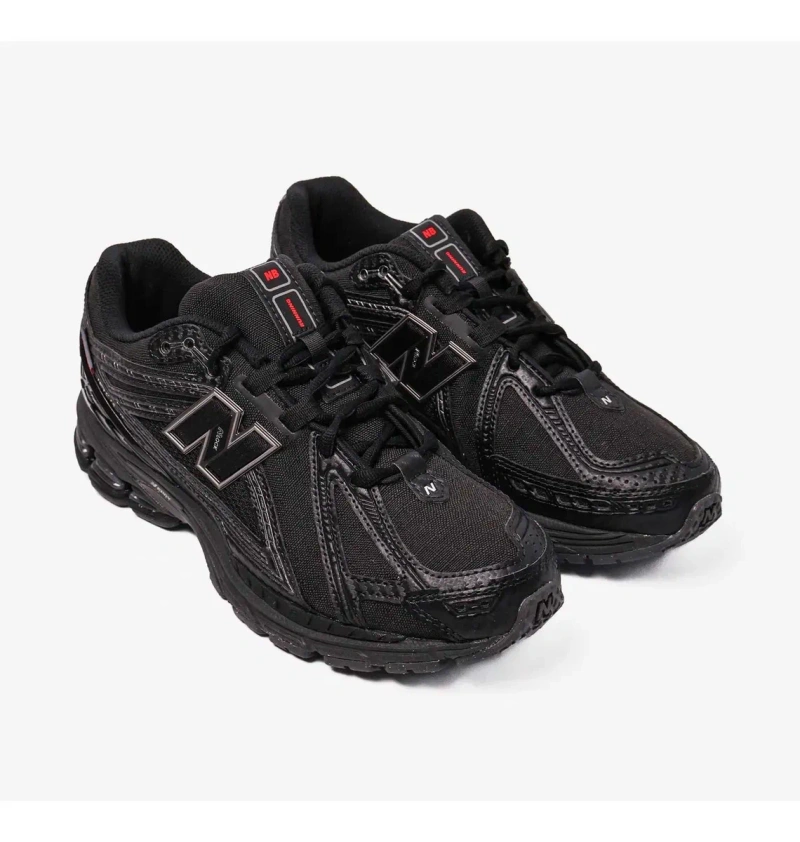 Оригінал чоловічі кросівки New Balance 1906R Black U1906ROE чорні Розміри: 45 / 44.5 / 44 / 43 / 42.5 / 42 — фото 2