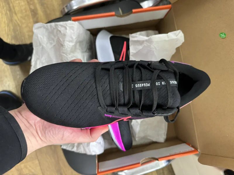 Оригінал Кросівки NIKE AIR ZOOM PEGASUS 38 BLACK. (28см) — фото 6