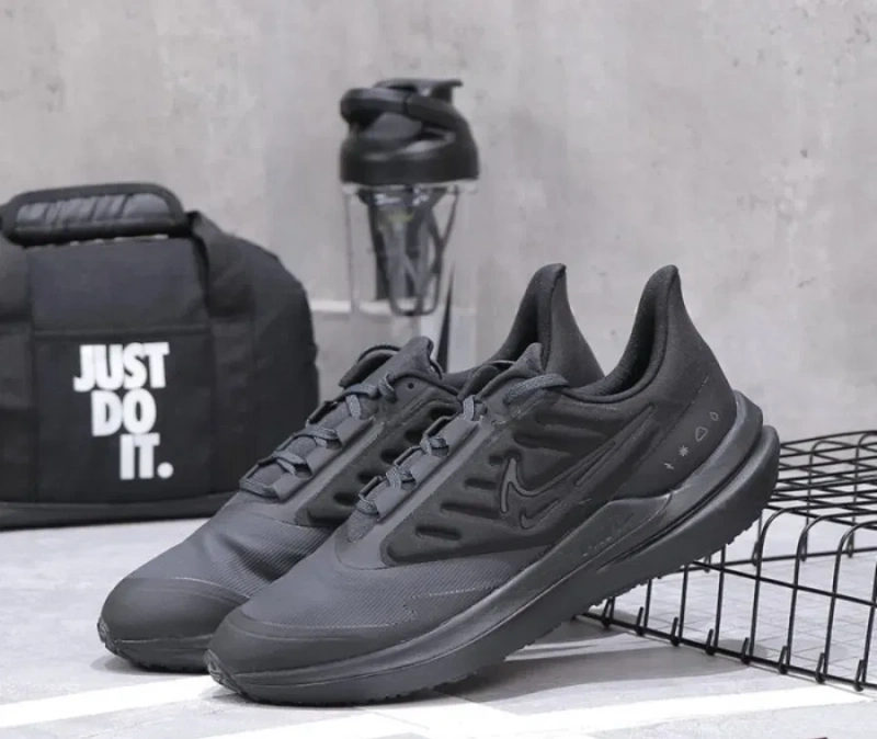 Оригінал Nike Air Winflo 9 Shield  DM1106-007.  /26,5см,27см,27,5см,28см,28,5см,29,5см,30см) — фото 2