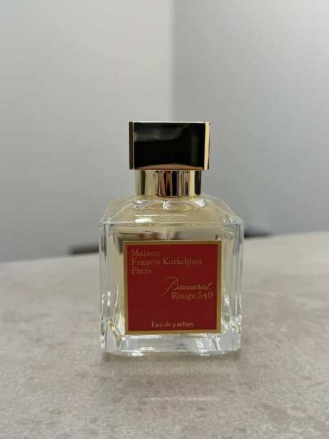 Оригінальні духи парфуми Maison Francis Kurkdjian Baccarat Rouge 540