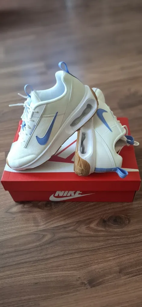 Оригінальні кросівки  Nike Air Max Intrlk lite  Розмір  38.5 ,40 — фото 6