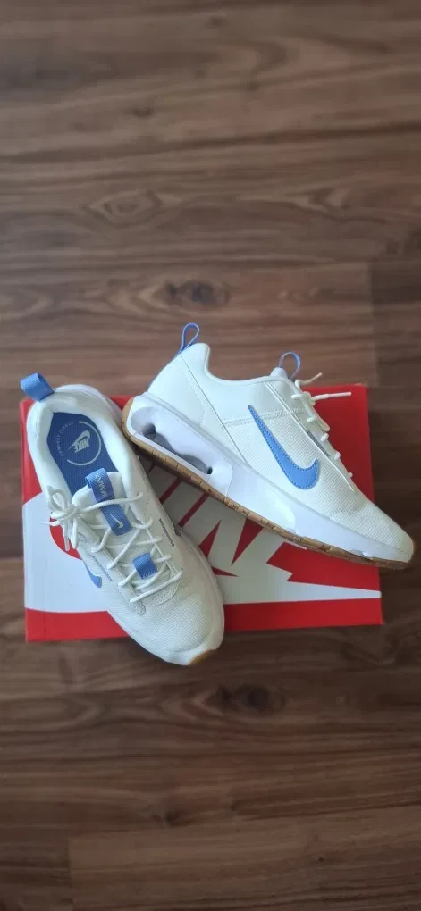 Оригінальні кросівки  Nike Air Max Intrlk lite  Розмір  38.5 ,40 — фото 7