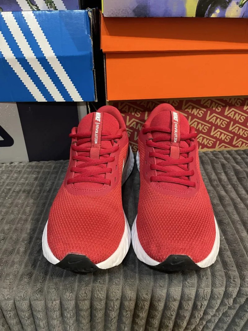 Оригінальні кросівки Nike Revolution 5 40(25см) — фото 2