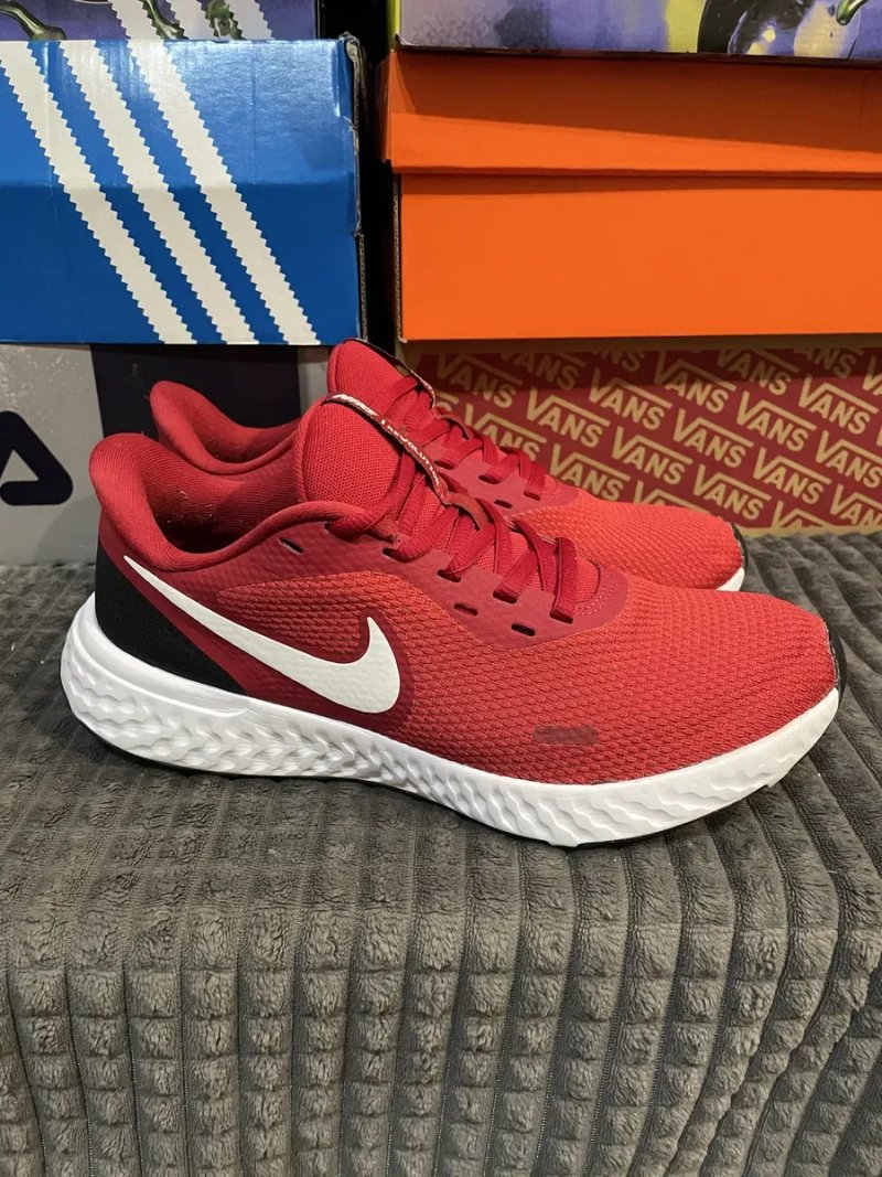 Оригінальні кросівки Nike Revolution 5 40(25см) — фото 3