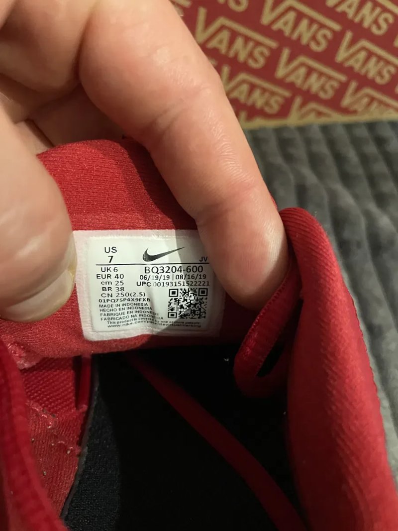 Оригінальні кросівки Nike Revolution 5 40(25см) — фото 8