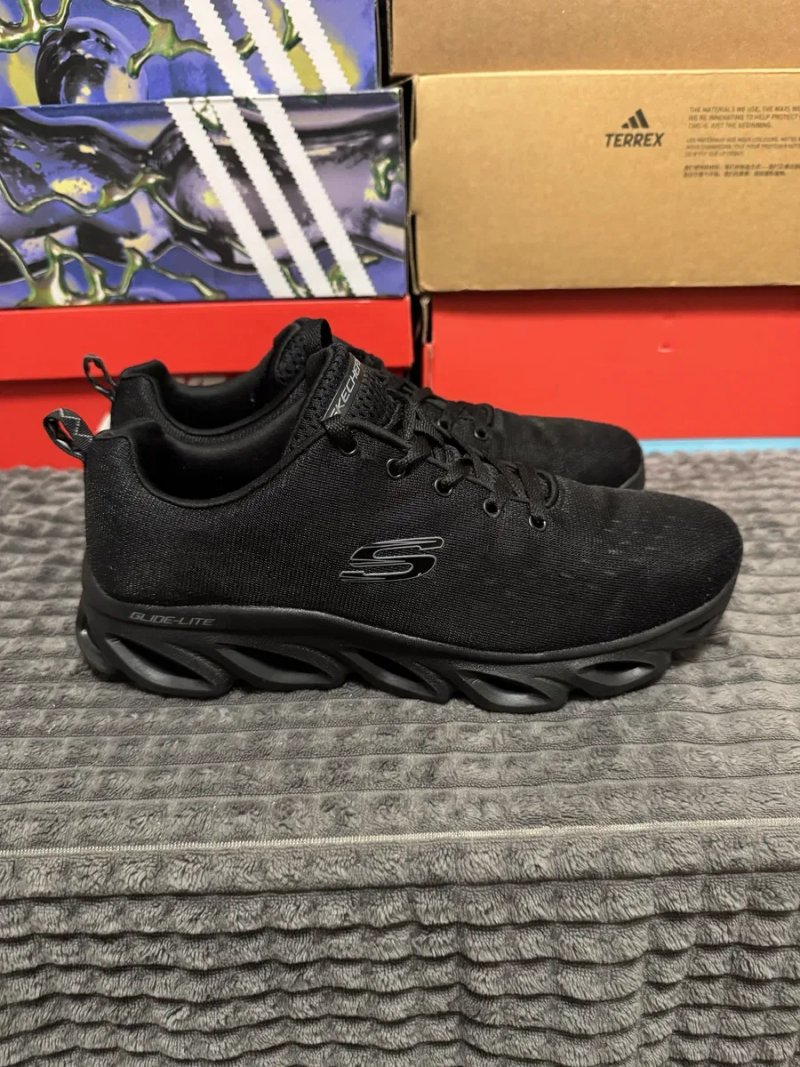 Оригінальні кросівки Skechers Glide 39,5(26см) — фото 3