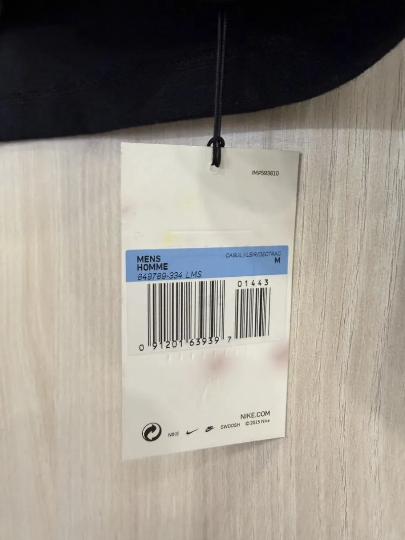Оригінальний лонгслів  NikeLab Essentials Розмір М — фото 6