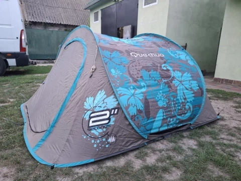 Палатка 3місна саморозкладна Quechua
