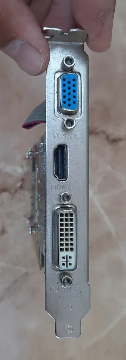 Palit GeForce GT 520 1GB DDR3 — Low Profile — фото 4