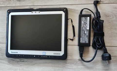 Panasonic CF-33 MK1 12" 2K IPS Touch i5-7300u/8 GB/SSD 256Gb/LTE(4G)/GPS/4h