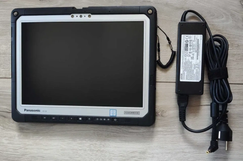 Panasonic CF-33 MK1 12" 2K IPS Touch i5-7300u/8 GB/SSD 256Gb/LTE(4G)/GPS/4h