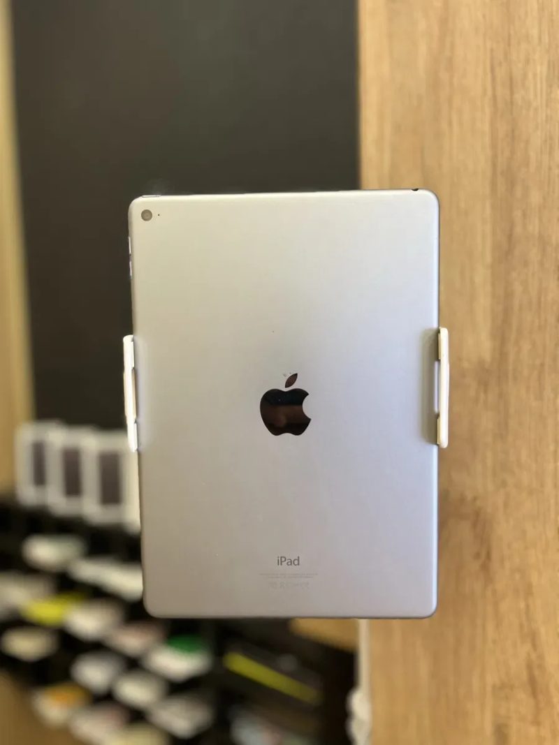 планшет Apple iPad 5 покоління 2018 128gb 9.7 Space Gray з гарантією — фото 2