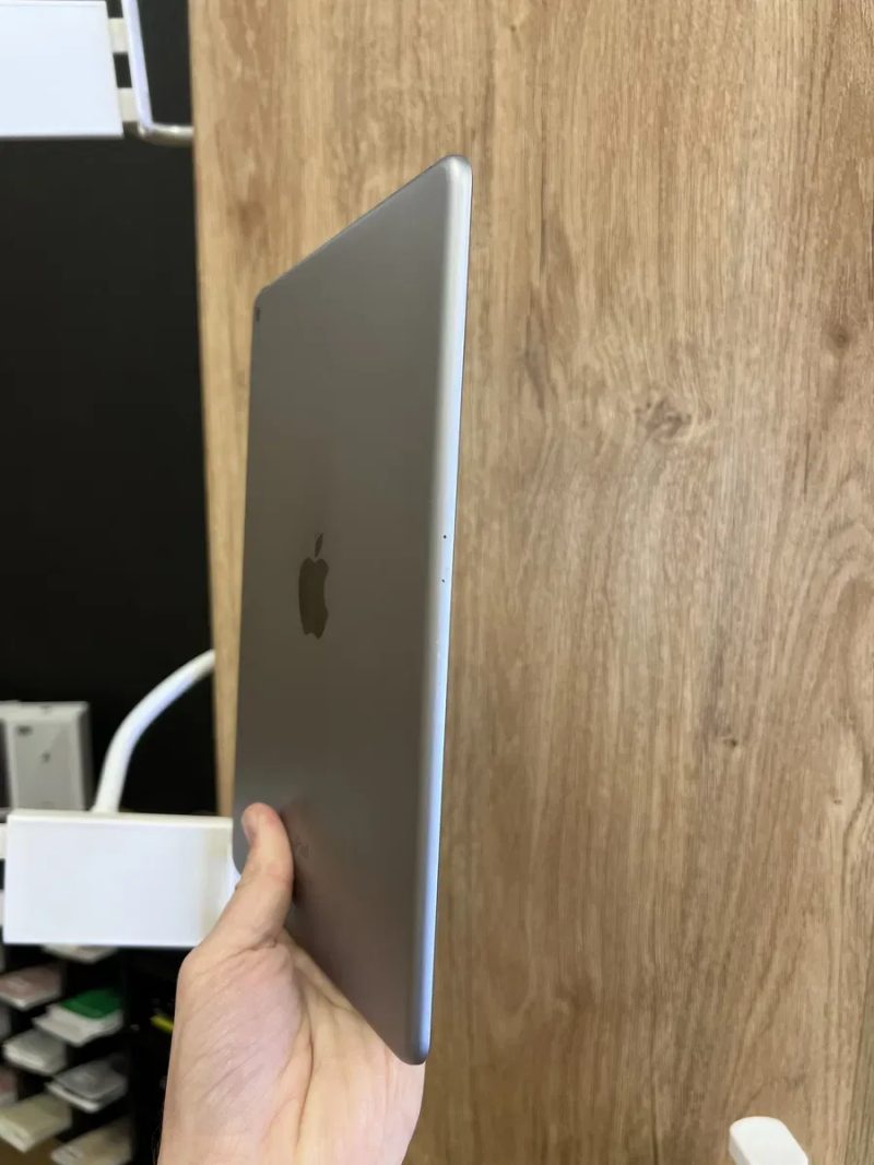планшет Apple iPad 5 покоління 2018 128gb 9.7 Space Gray з гарантією — фото 3