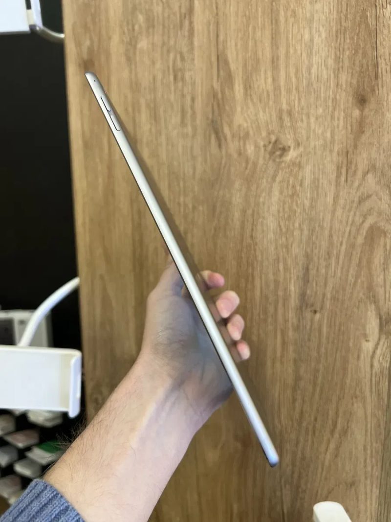 планшет Apple iPad 5 покоління 2018 128gb 9.7 Space Gray з гарантією — фото 4