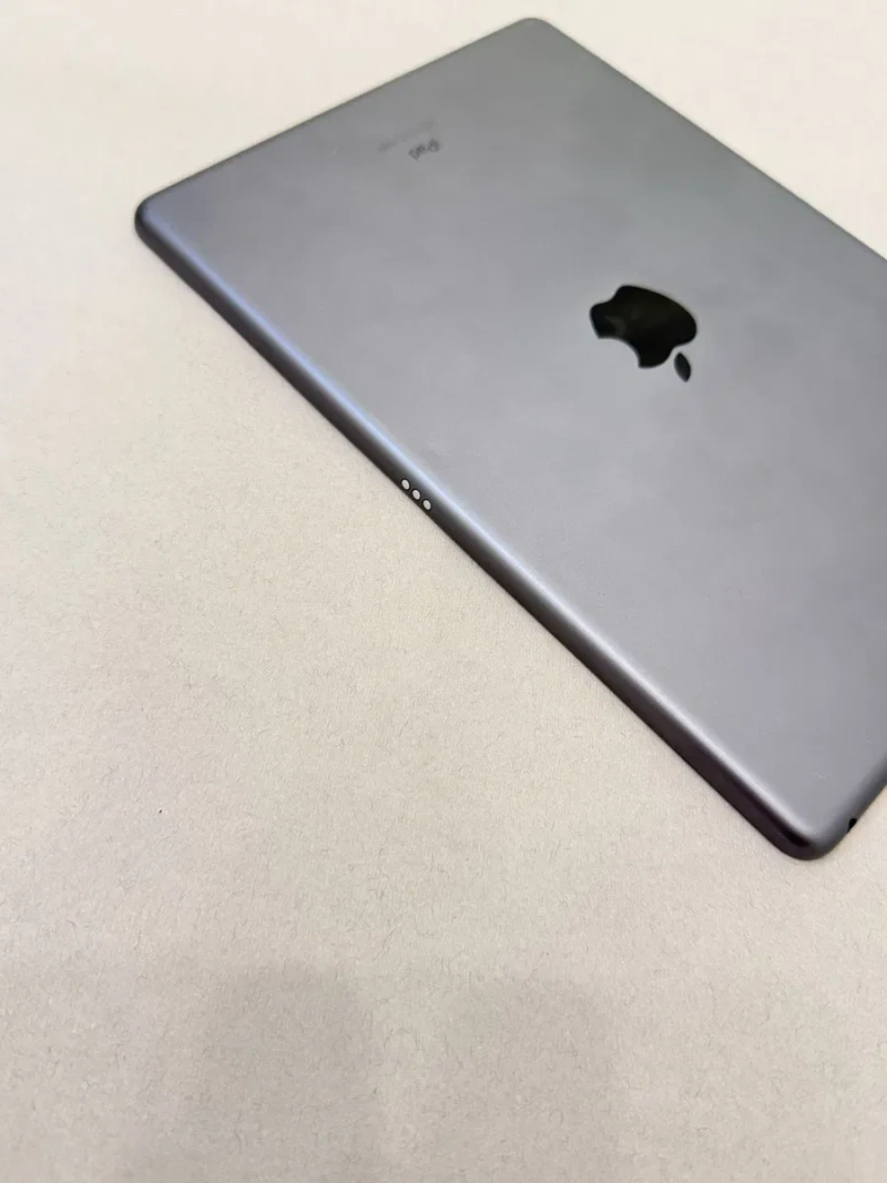 Планшет APPLE iPad 9 покоління 10.2 64gb 2021 Space gray з гарантією — фото 3