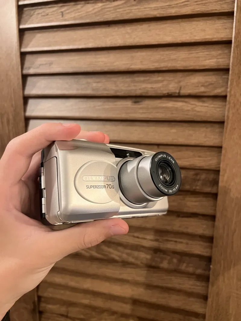 Плівковий фотоапарат Olympus Superzoom 70G / Стан нового / Рідний чохол — фото 3