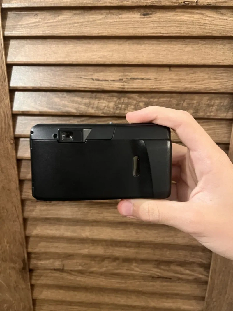 Плівковий фотоапарат Olympus Superzoom 70G / Стан нового / Рідний чохол — фото 4