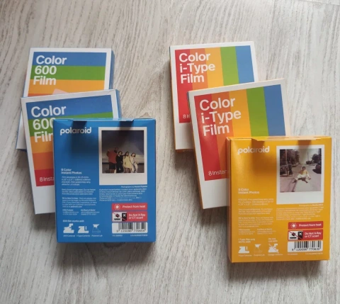 Polaroid Color Film 600/I-Type - Пленка Картридж Касета