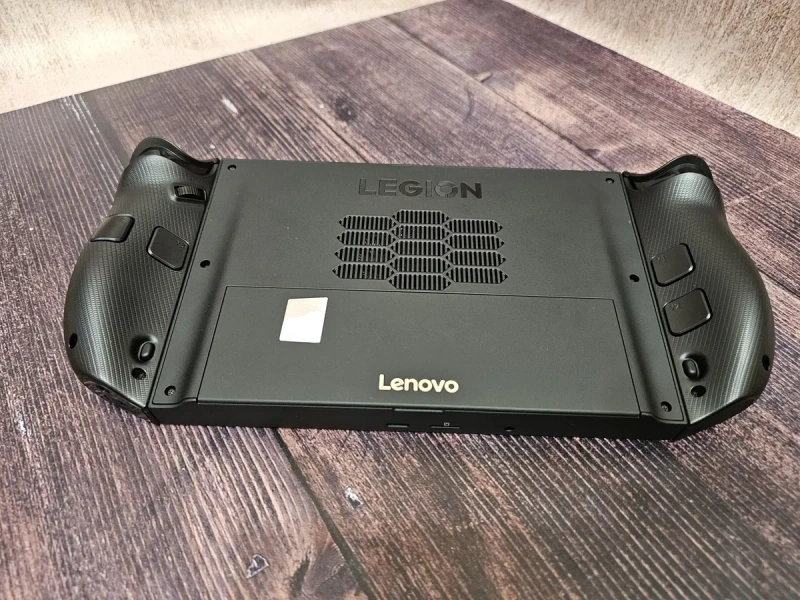 Портативна ігрова приставка Lenovo Legion Go 2 8ASP2 32/512GB Ryzen Z2 Extreme Eclipse Black з гарантією — фото 4