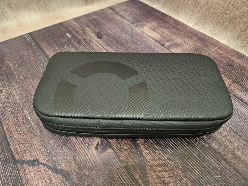 Портативна ігрова приставка Lenovo Legion Go 2 8ASP2 32/512GB Ryzen Z2 Extreme Eclipse Black з гарантією — фото 5