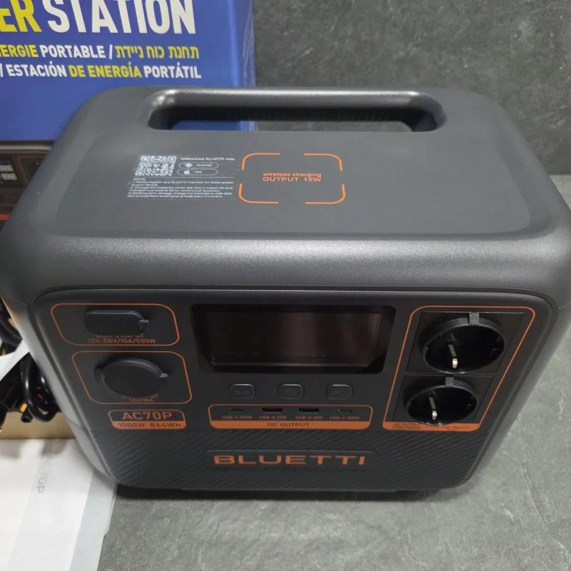 Портативна зарядна станція BLUETTI AC70P (1000W / 864Wh) — фото 4