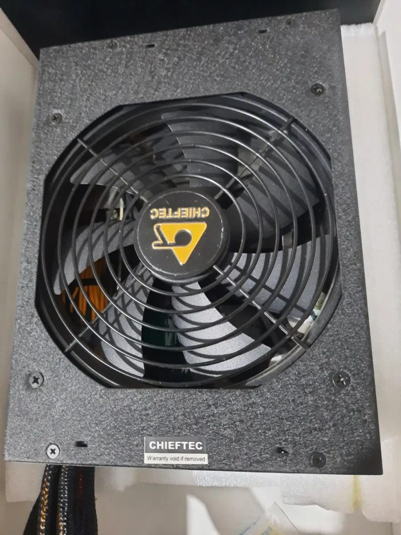 Потужний Блок живлення Chieftec Navitas GPM-1250C Gold 1250W — фото 2