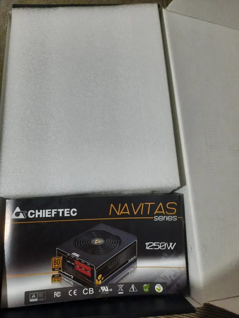 Потужний Блок живлення Chieftec Navitas GPM-1250C Gold 1250W — фото 4