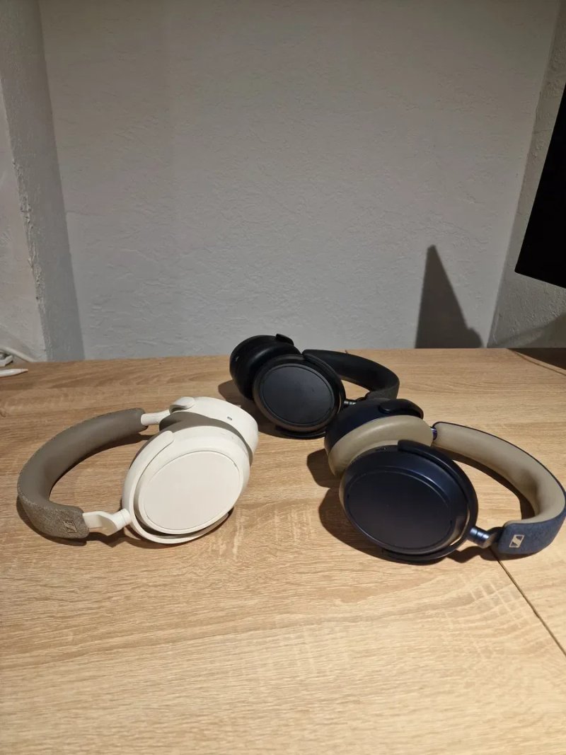 Повнорозмірні бездротові навушники Sennheiser Momentum 4 Wireless — фото 4
