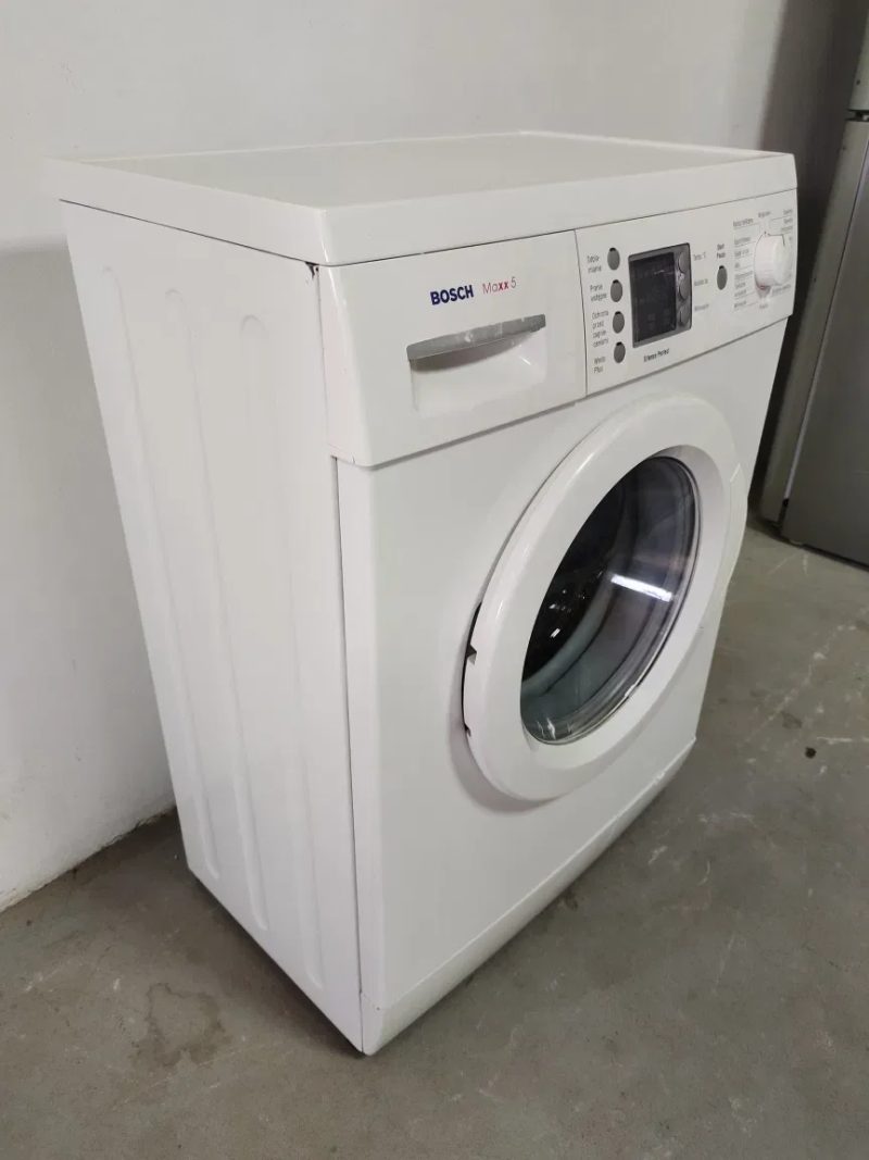 Пральна машина BOSCH Maxx5 з Європи.5 kg. 40 см вузька, Класний стан — фото 2