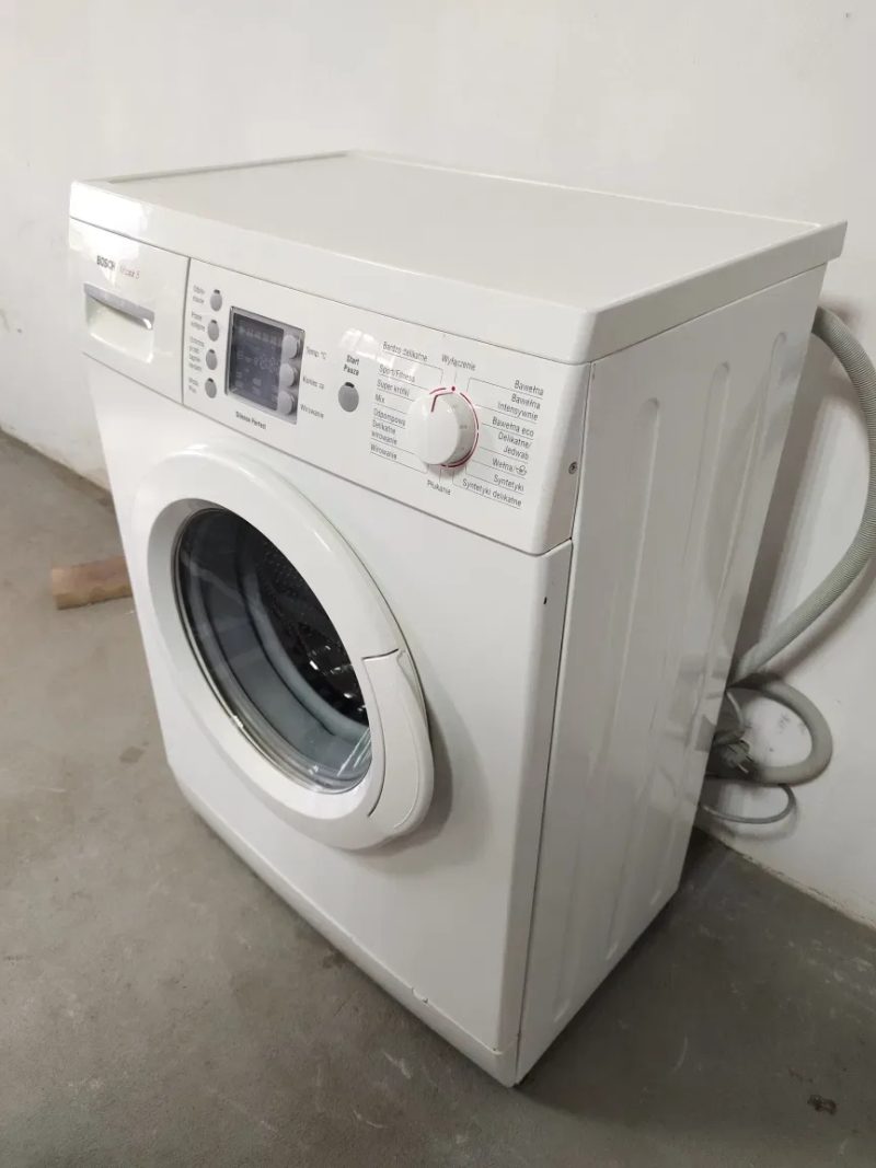 Пральна машина BOSCH Maxx5 з Європи.5 kg. 40 см вузька, Класний стан — фото 3