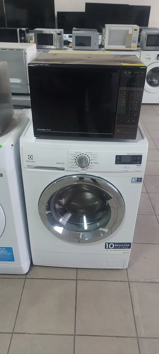 Пральна машина Electrolux вузька 0,40 см.EWS1266CI — фото 2