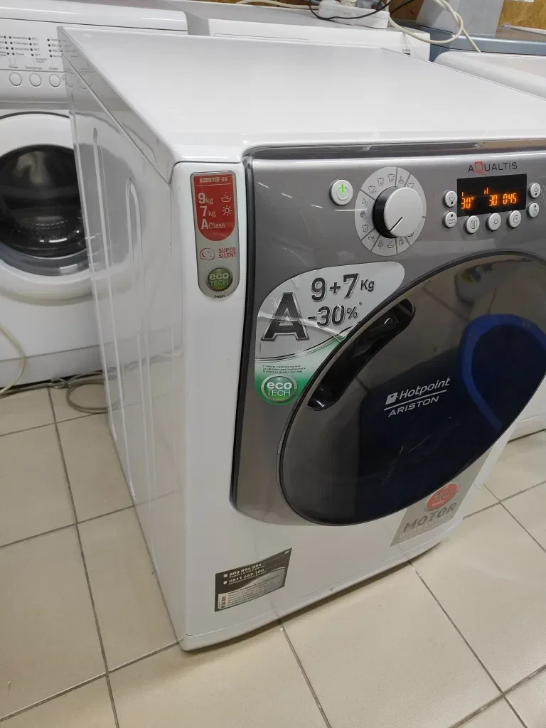 Прально-сушильна машинка Hotpoint Ariston 9 /7 кг 1400 об.хв — фото 3