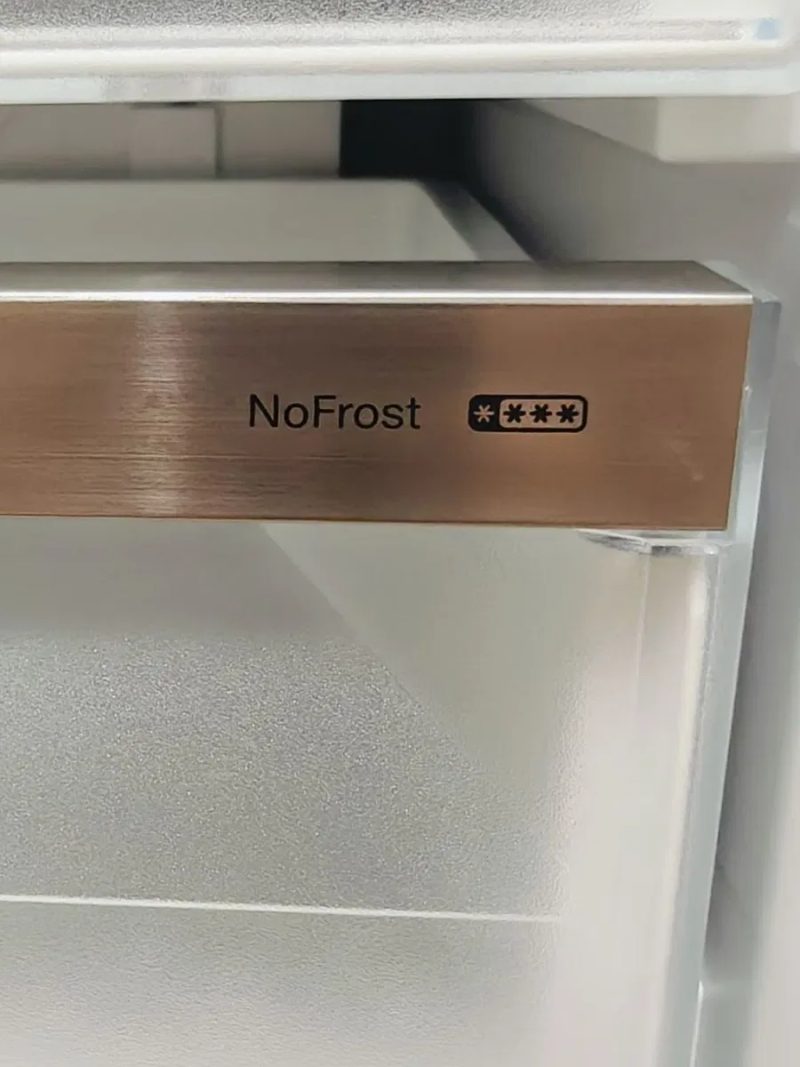 Преміальна морозильна камера VOLIA° FNUS 7040 D NoFrost. Стандарт під стільницю. Висота 82 см! Wi-Fi. Made in Germany. — фото 4