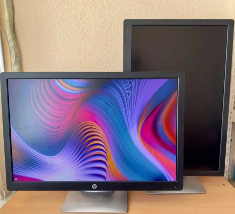 Преміум монітор HP EliteDisplay E242 24" IPS 1920x1200 — Ідеальний для офісної роботи