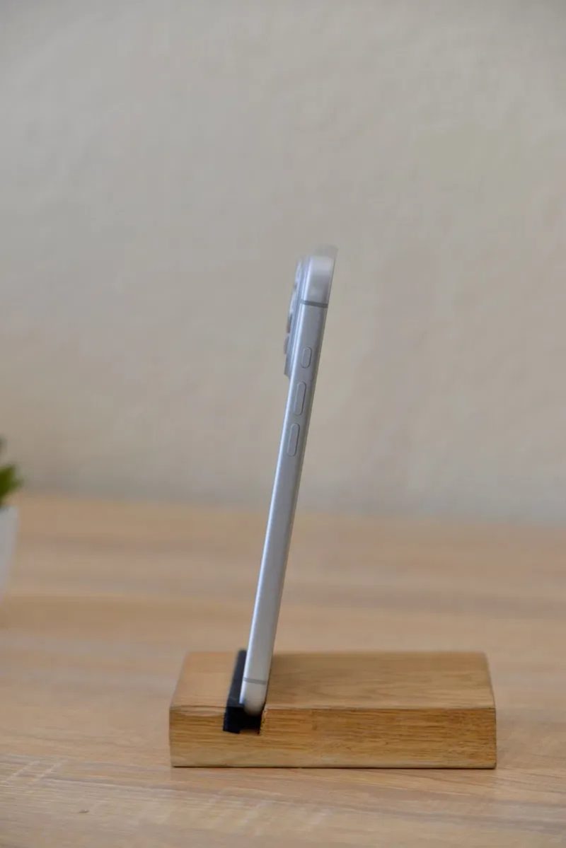 17 Pro max 256gb Silver E-sim used — фото 2