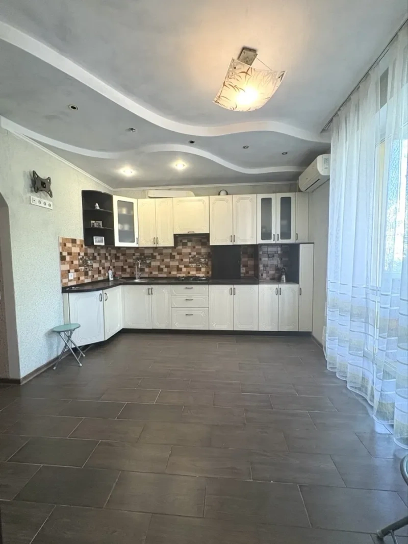 Продам 2к з ремонтом, 2 поверх,мінімальне оформлення,держ програми- ТАК! — фото 2