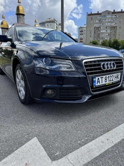 Продам AUDI A4 2010р