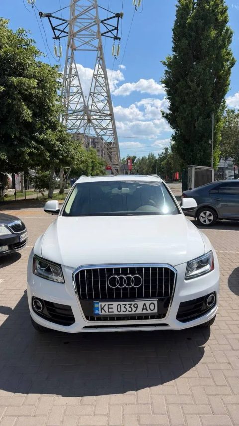 Продам Audi Q5 2016