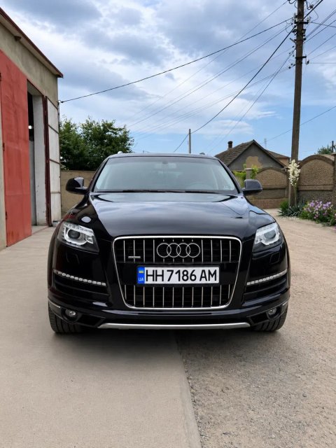 Продам audi q7 3.0 tdi